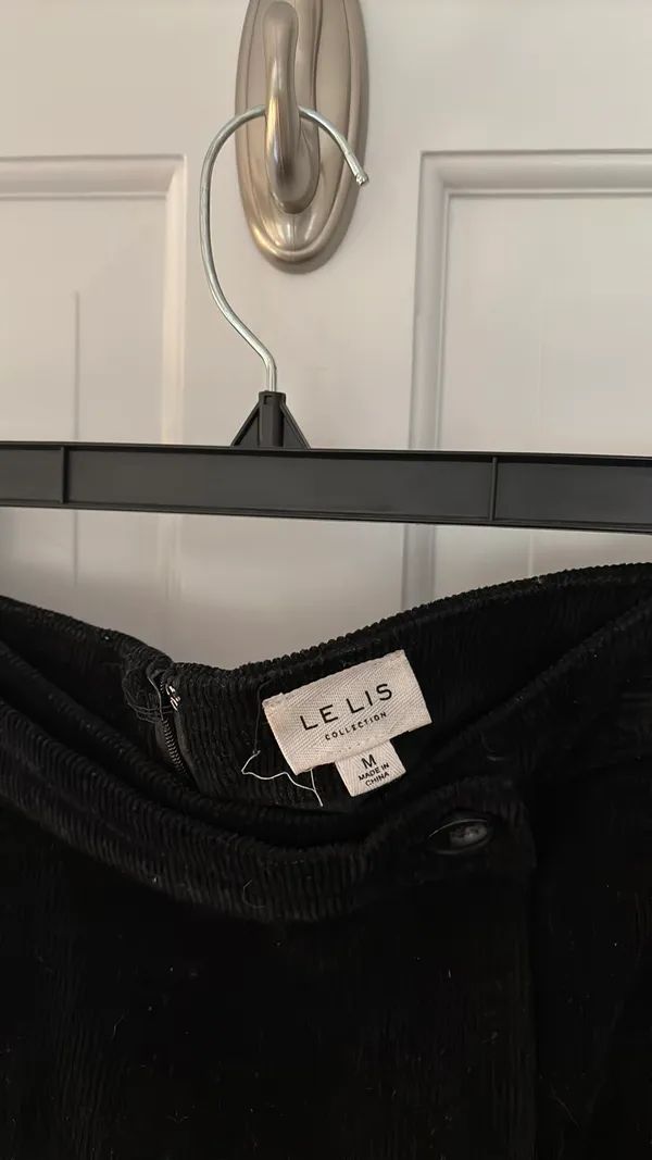 Le lis Curdory Blacj Skirt - Image 2