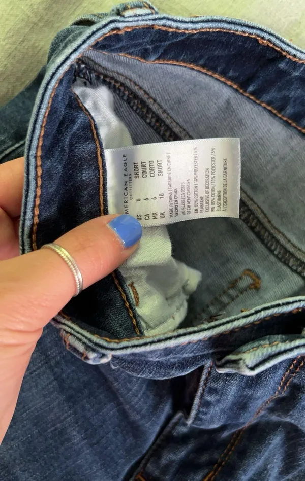 American Eagle Outfitters Skinnies - Image 3