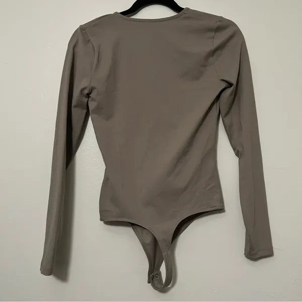 Abercrombie & Fitch Bodysuit Taupe Small Double Lined‎ Long Sleeve - Image 4