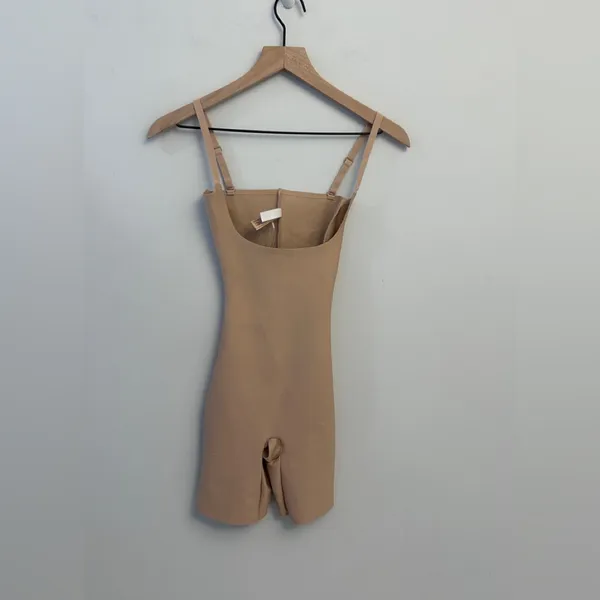 SKIMS Body Zoned Clay Open Bust Bodysuit size Small NWT Authentic - Image 4