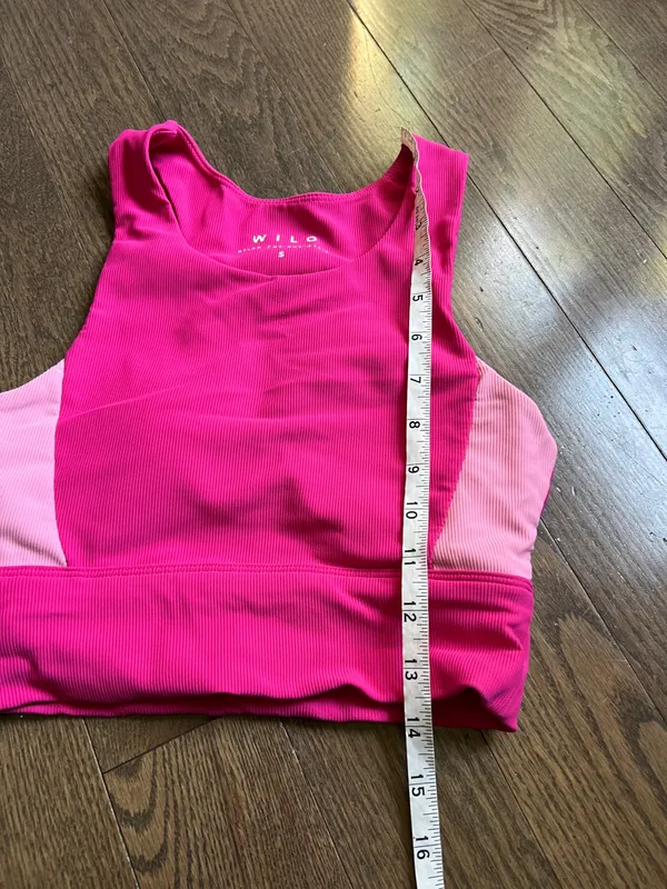 Wilo Pink Colorblock Racerback Crop Top sports bra open back cutout size small - Image 4