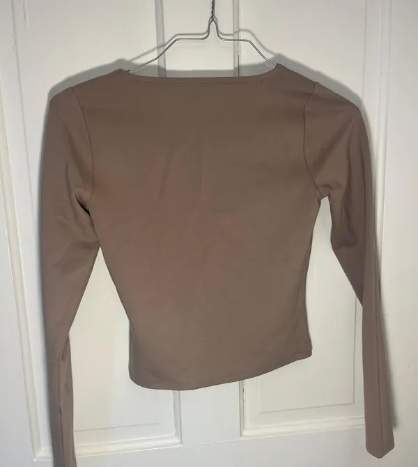 Abercrombie Long Sleeve Top - Image 4