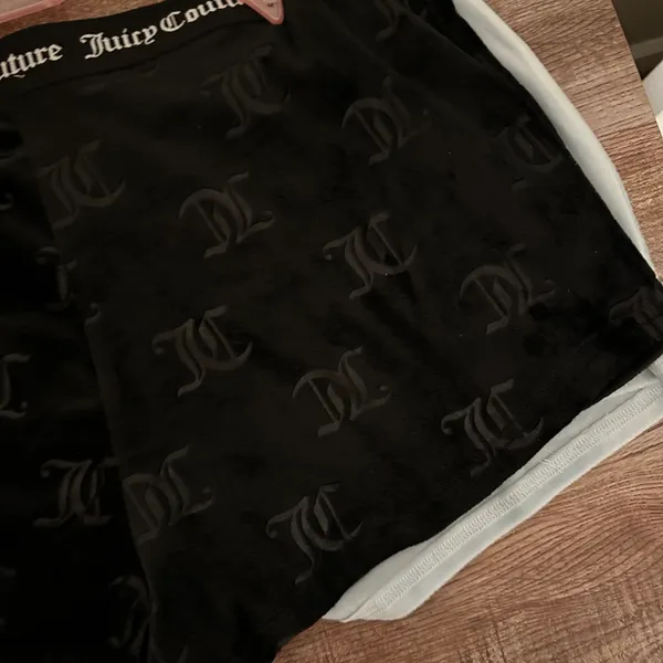 Juicy Couture 2PCK Velour Sleep Shorts - Image 5
