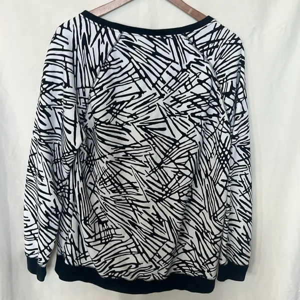 Nike Rally Large Oversized Pullover Sweater - Image 4