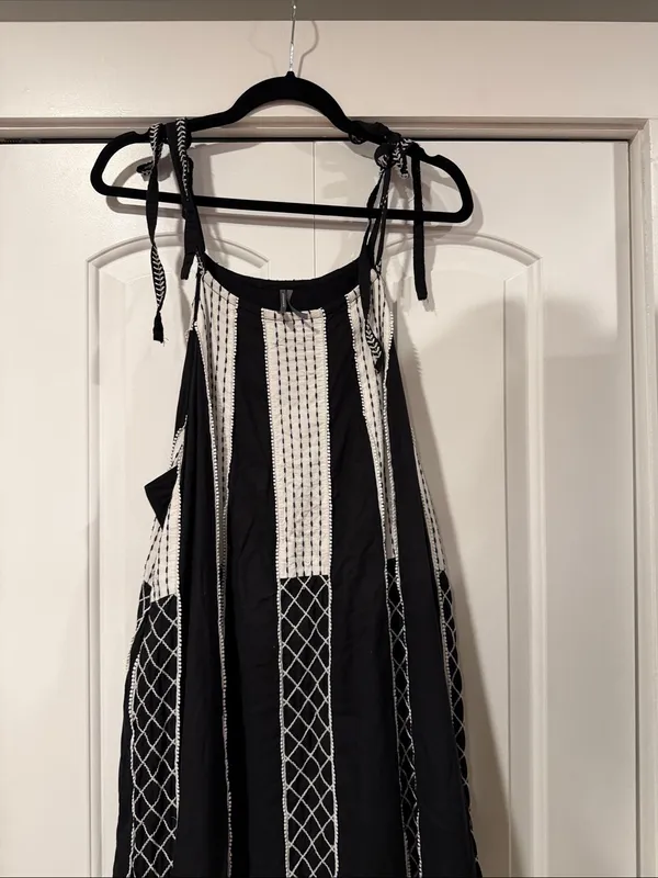 Anthropologie Black‎ & White Midi Tie-Shoulder Dress large - Image 4