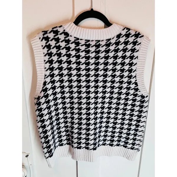 Hollister XS Black White Houndstooth Sweater Vest V Neck Preppy - Image 3