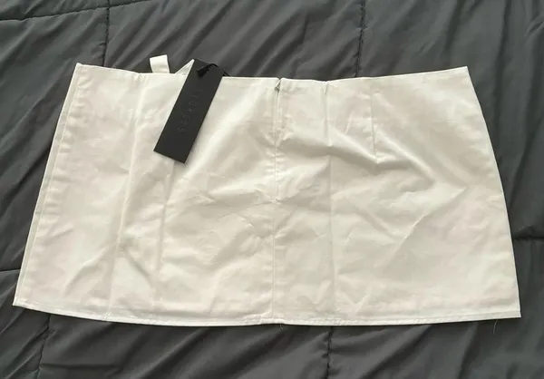 LIONESS White Bow Mini Skirt - Image 4
