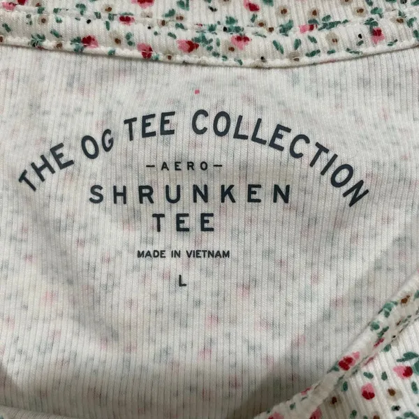 Aeropostale OG Tee Collection Floral Shrunken Baby Tee Size Large Y2K - Image 5