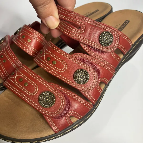 Clarks Leisa Grace red leather slide sandals women’s size 7‎ boho comfort shoes - Image 5