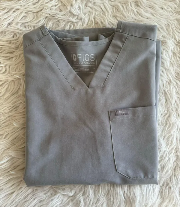 FIGS Figleaf White Top - Image 3