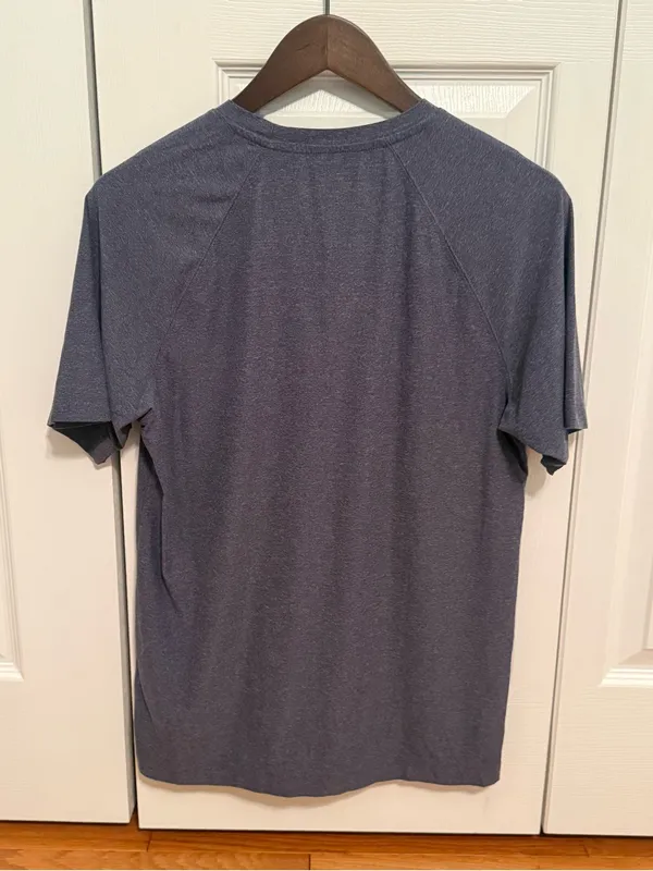 Rhone Men's Midnight Heather Reign Short Sleeve Tee in Light Navy - Image 3