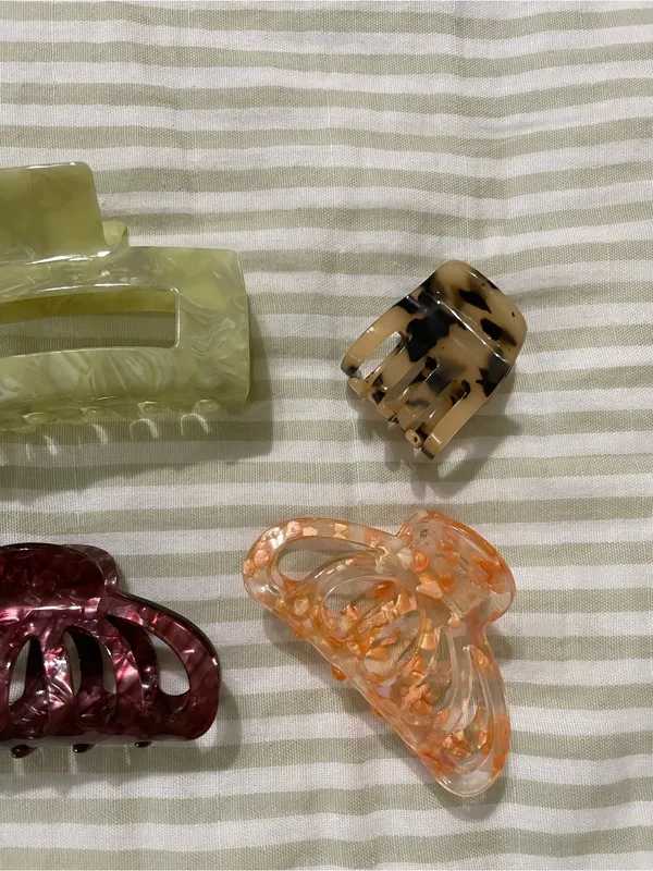 Aerie AE Hair Claw Clips Acrylic Medium and Small Sizes Bundle Variety Pack - Image 3