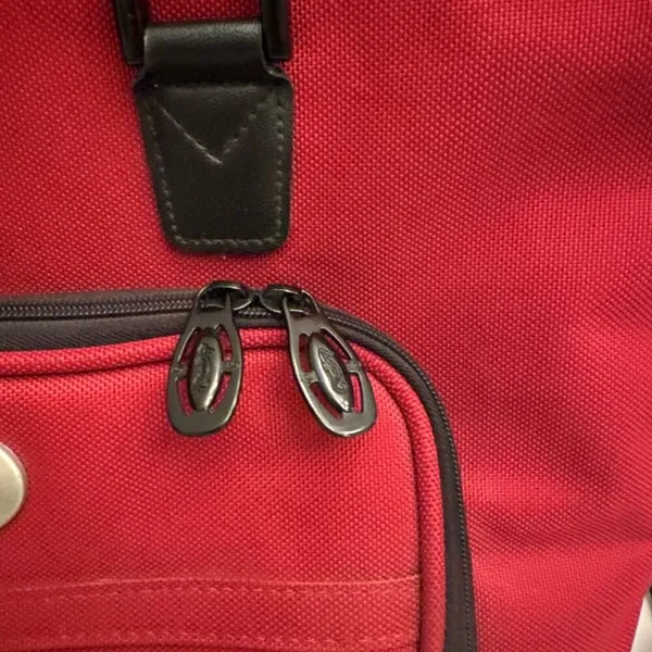 Atlantic Travel Bag Red Luggage Shoulder Tote *NO Lock With Keys - Image 3