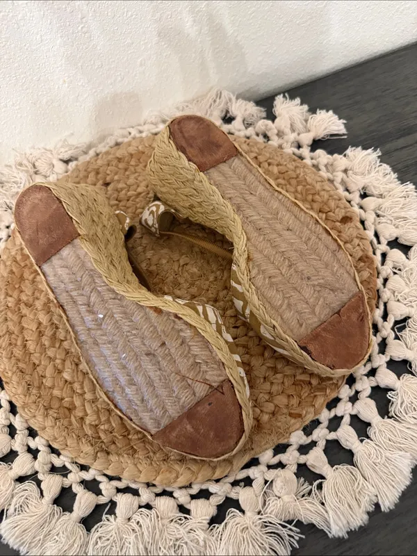 Lauren‎ Ralph Lauren Tan White Batik Print Espadrille Wedge Sandals Size 6.5 - Image 10