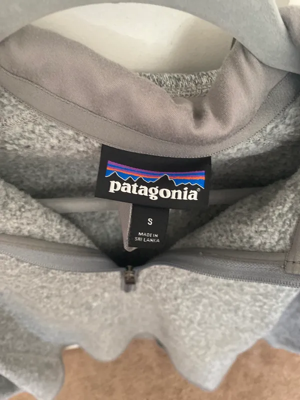 Patagonia 1/4 zip fleece - Image 3
