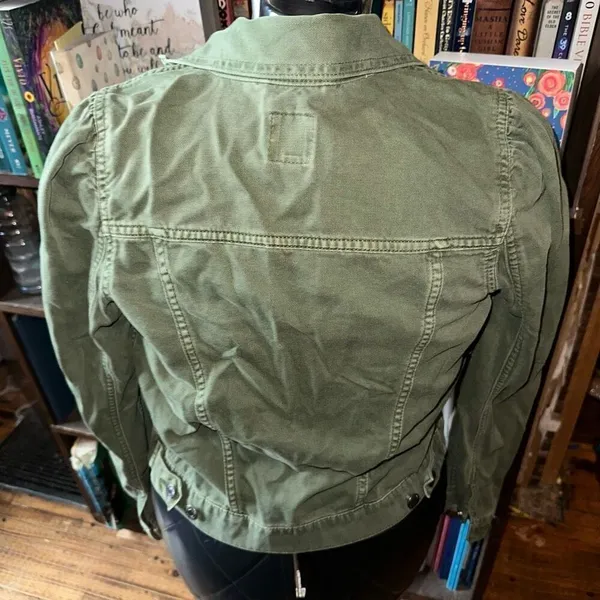 Gap denim army green classic XS distressed denim jacket - Image 3