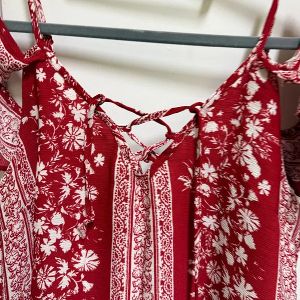 Charlotte Russe Red White Floral Cold Shoulder Lace Up Mini Dress‎ Size Medium - Image 5