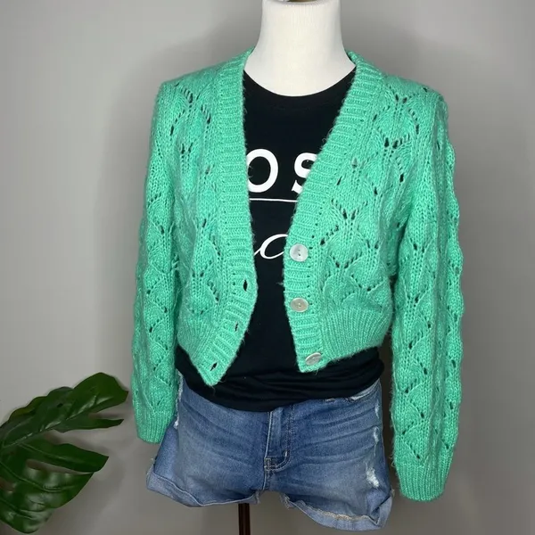Nasty Gal - Mint Green V-Neck Cropped Cardigan - Image 2