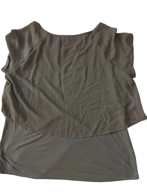 American Eagle Gray Floral Layered Top - Image 4