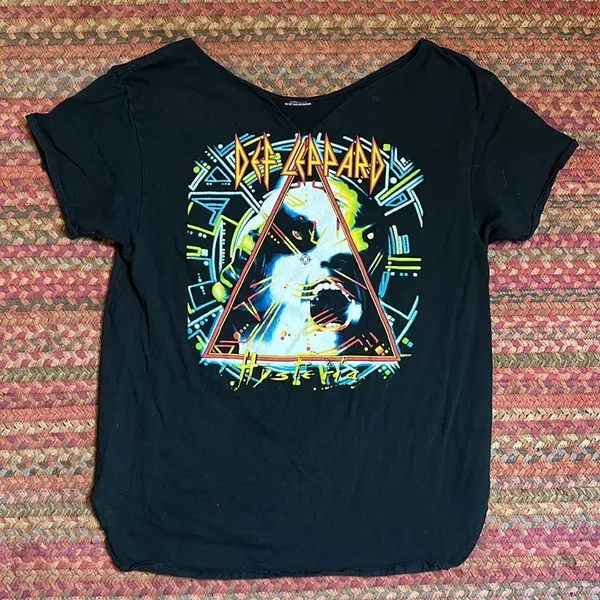 Def Leppard Hysteria Long Fit Custom Cut Graphic Tre - Image 5