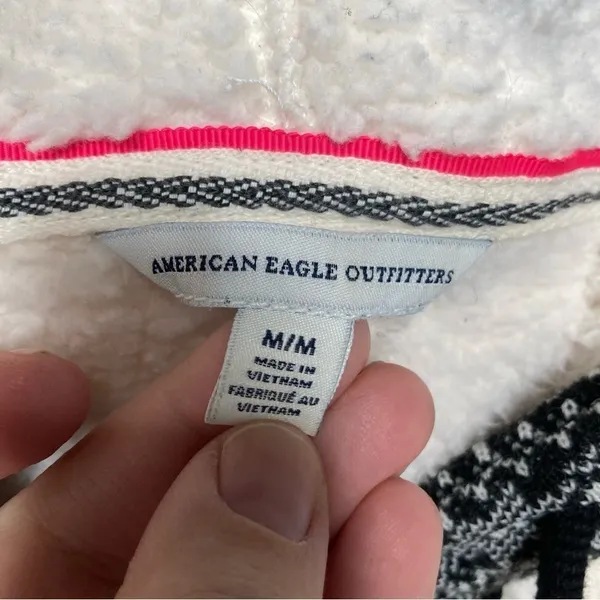 American Eagle Outfitters‎ teddy Sherpa jacket size medium - Image 4