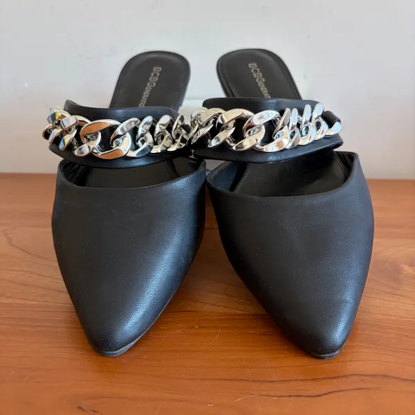BCBGeneration Womens Black Pointed Toe Mules Silver Chain Link Flats Size‎ 9.5 - Image 4