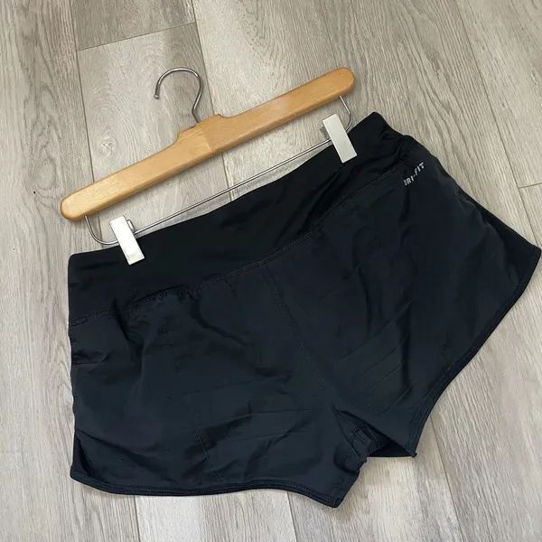 Nike Workout Shorts dri-fit fitted womens Black (small) activewear running gym - Image 4