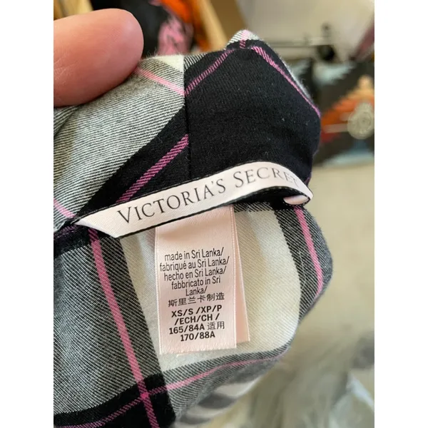 Women's Victoria's Secret Plaid Robe XS/S Black White Pink - Image 2