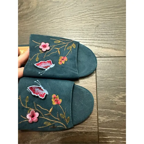 Nanette Lepore Women’s 6M Valentina Embroidered Denim Slides Shoes - Image 4