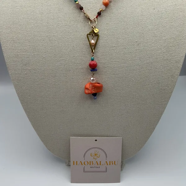 Artisan Handmade Beaded Necklace with Quartz and Pearl Accents - Image 2