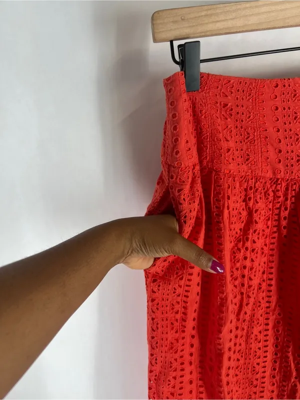 Anthropologie Coral Eyelet Wide Leg Cropped Pants Culottes Orange Red Size 0 - Image 5