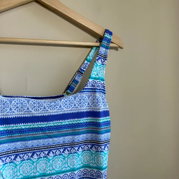 Lands' End Medallion Print Tankini Swim Top 8 Blue Women Adjustable Straps - Image 2