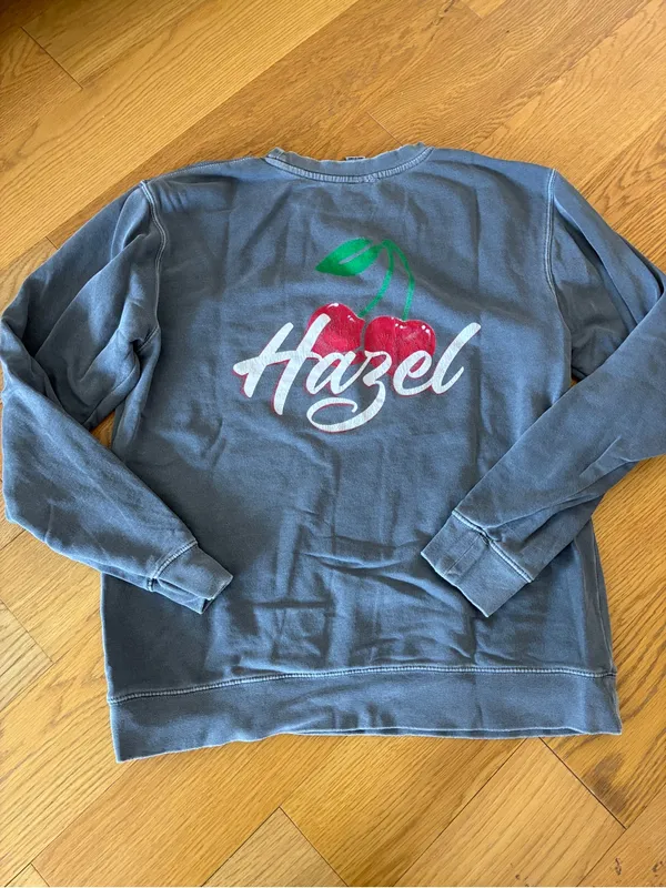 Hazel Boutique Gray Crewneck Cherry Sweatshirt Womens Medium - Image 3