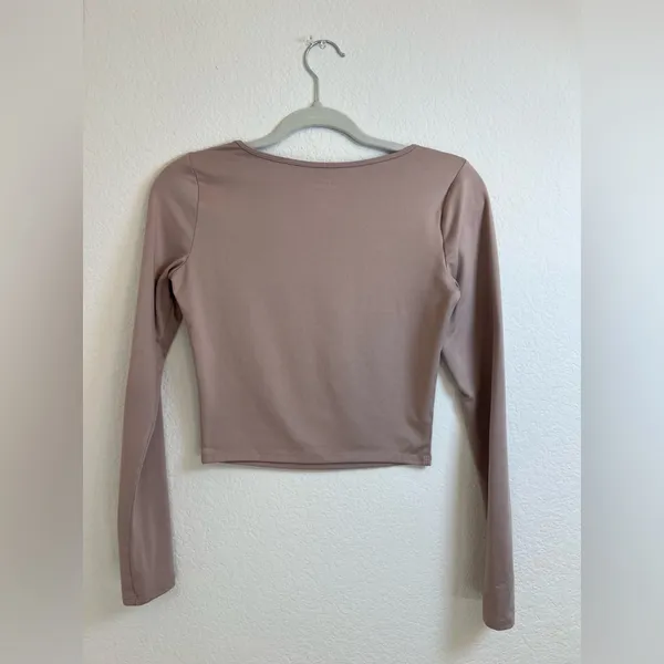 Hollister Women's Dusty‎ Pink Long Sleeve Tank Top - Image 3