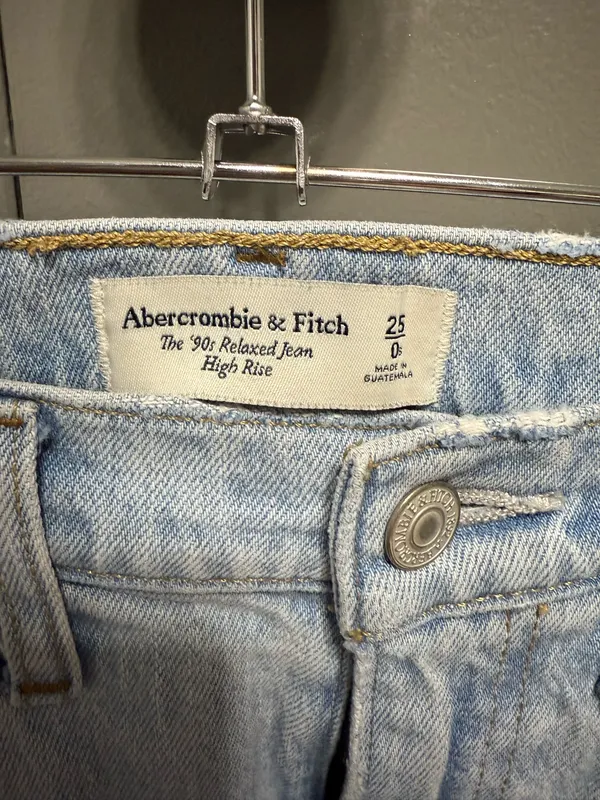 Abercrombie Jeans - Image 3