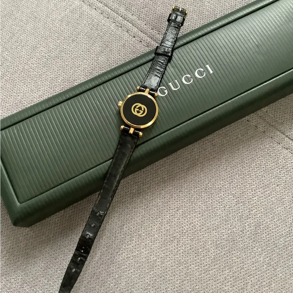 Ladies GUCCI SHELLY LINE watch 🔥🔥🔥 - Image 10