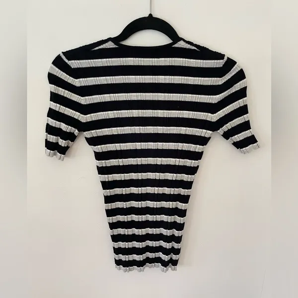 Tahari Women’s XS Top Sweater Short Sleeve Ribbed Scoop Neck Sweater Top NWT - Image 5