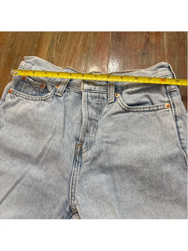 Levi's Wedgie Straight Light Blue Distressed Jeans Womens Size 26 - Image 7