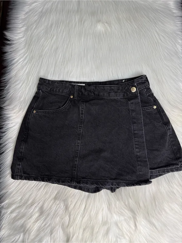 Zara Black Denim Asymmetrical Crossover Skort - Image 2