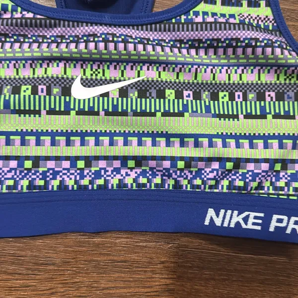 Nike sports bra - Image 2