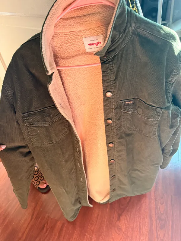 Green corduroy Wrangler Jacket - Image 2