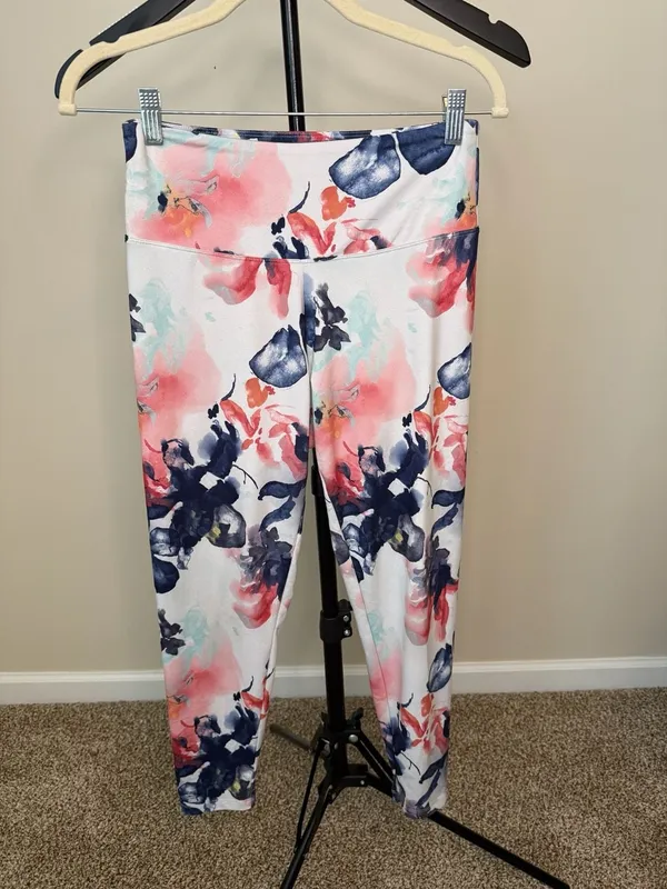 Balance Collection Watercolor Floral High-Waisted‎ Leggings Size L - Image 2