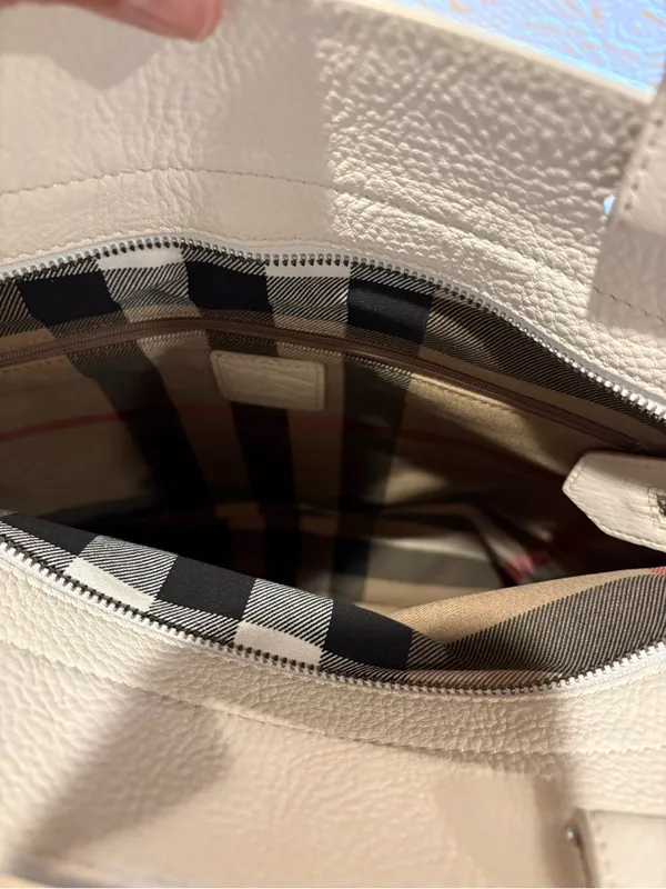 Vintage Burberry Cream Canvas Stowel Roll Up Tote Bag - Image 4