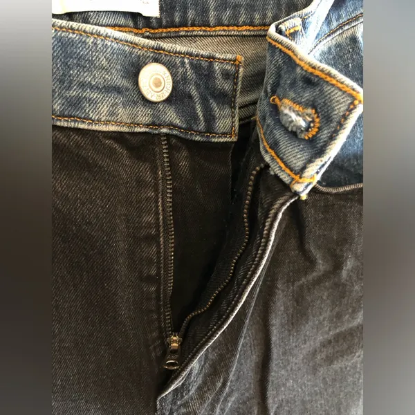 Abercrombie & Fitch Black and Blue the 90s High Rise Relaxed Jean Size 8 L - Image 4