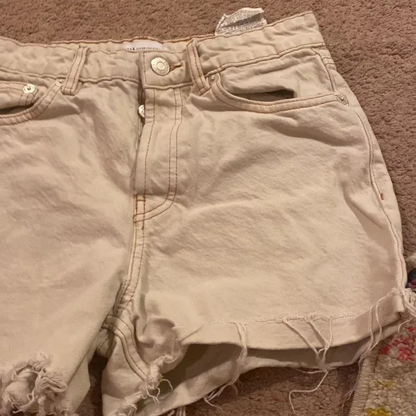 Zara jean‎ shorts size 4 - Image 3