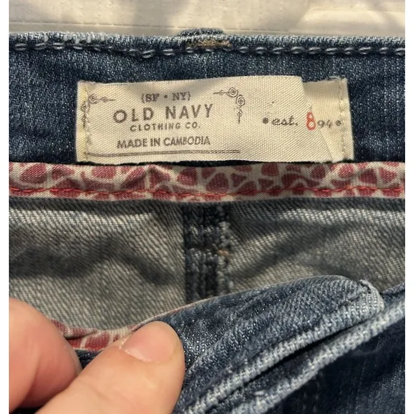 Old Navy Womens Blue Denim Mini Skirt Size 8 Medium Wash Front Slit Raw‎ Hem Y2K - Image 4
