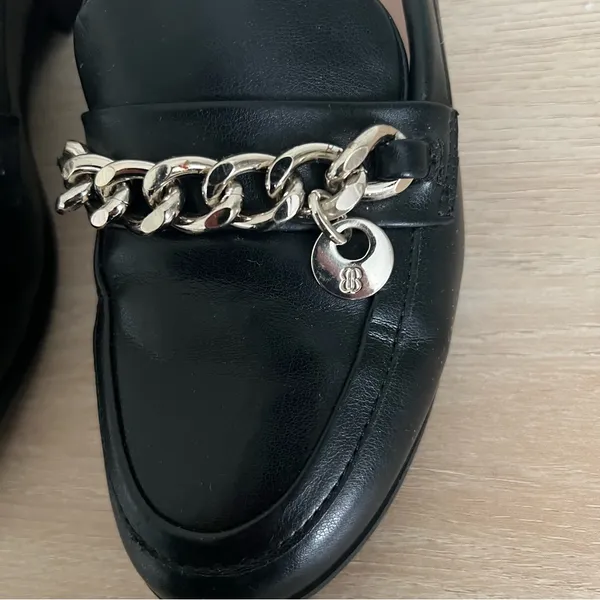 Bandolino Lasper Loafer Size 5 - Image 4