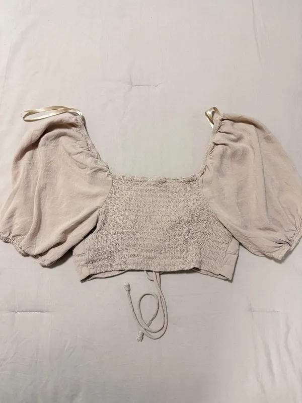 wild fable Beige Ruched Halter Puff Sleeve Crop Top - Image 5