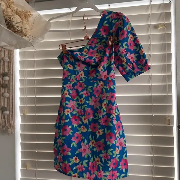 Lulus Thoroughly Sweet Floral One Shoulder Dress | medium mod retro - Image 4