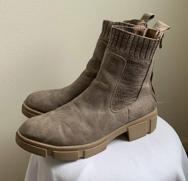 Blowfish Moor Lug Sole Leather Boot (Sz 8.5) Sea Mushroom Prospector/Tech Knit - Image 6